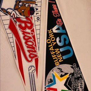 Vintage Buffalo, NY 90s pennants!